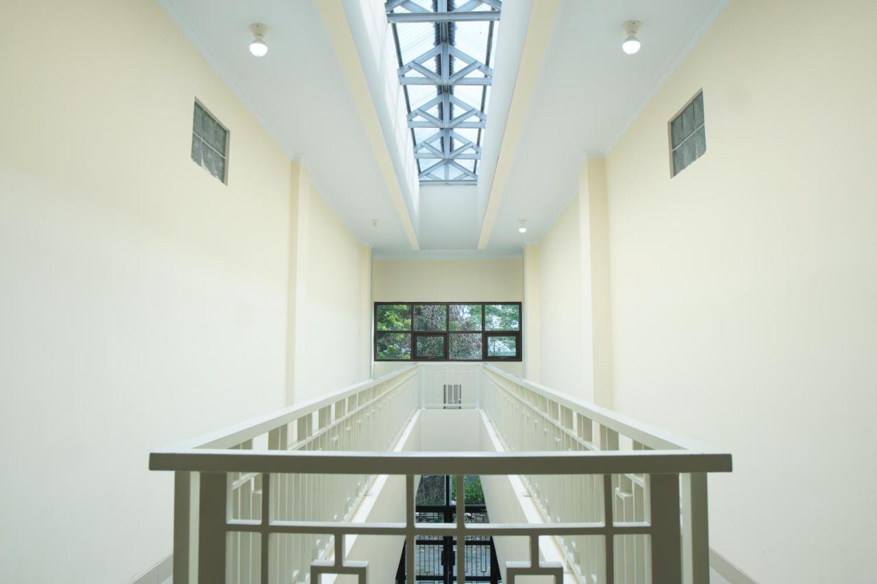 Kost Eksklusif Teduh Hostel Salakan Ngoại thất bức ảnh